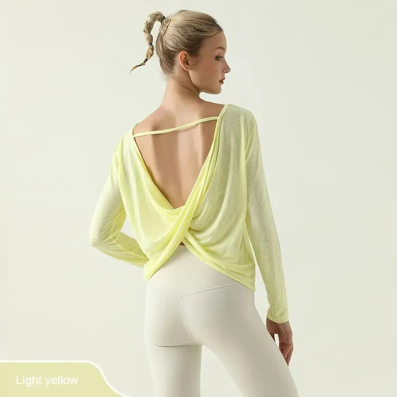 Light yellow Arua sırt dekolteli bluz with twisted drape design for athleisure wear