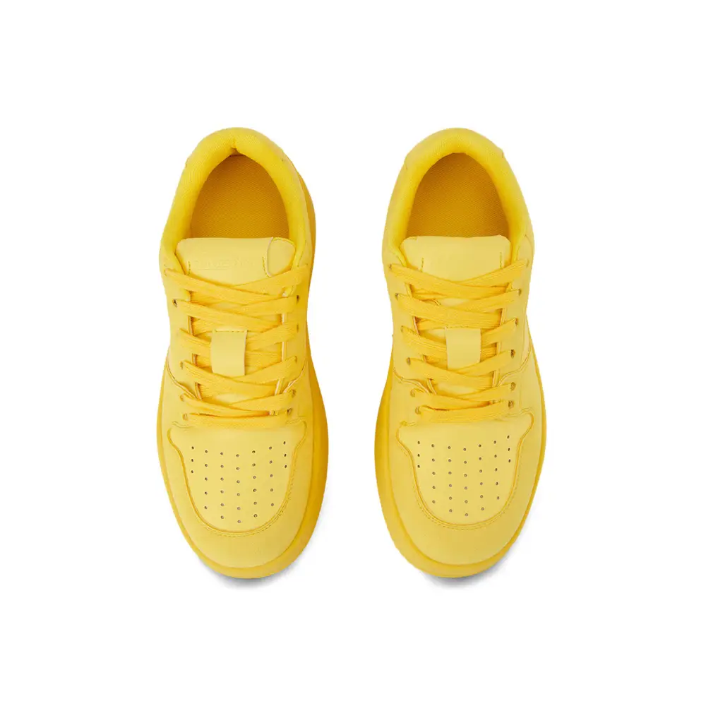 Bartolini dery erkek sneaker, perforated bright yellow athletic shoes with matching laces