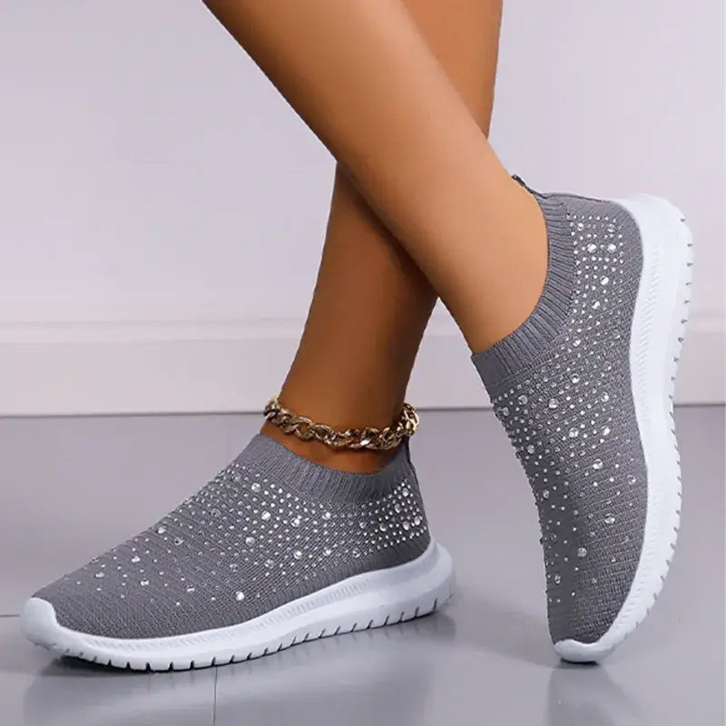 Gri dokuma slip-on spor ayakkabı, rhinestone süslemeli, Bellisio modelidir